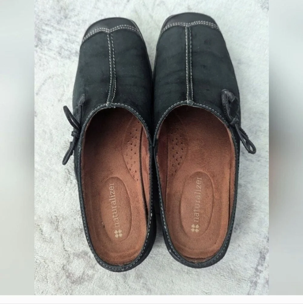Naturalizer Womens Mules Black Suede Slip On Clog Shoe Square Toe Stretch 6M